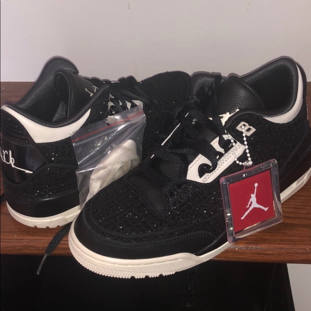 Women’s Vogue Air Jordan 3 AWOK